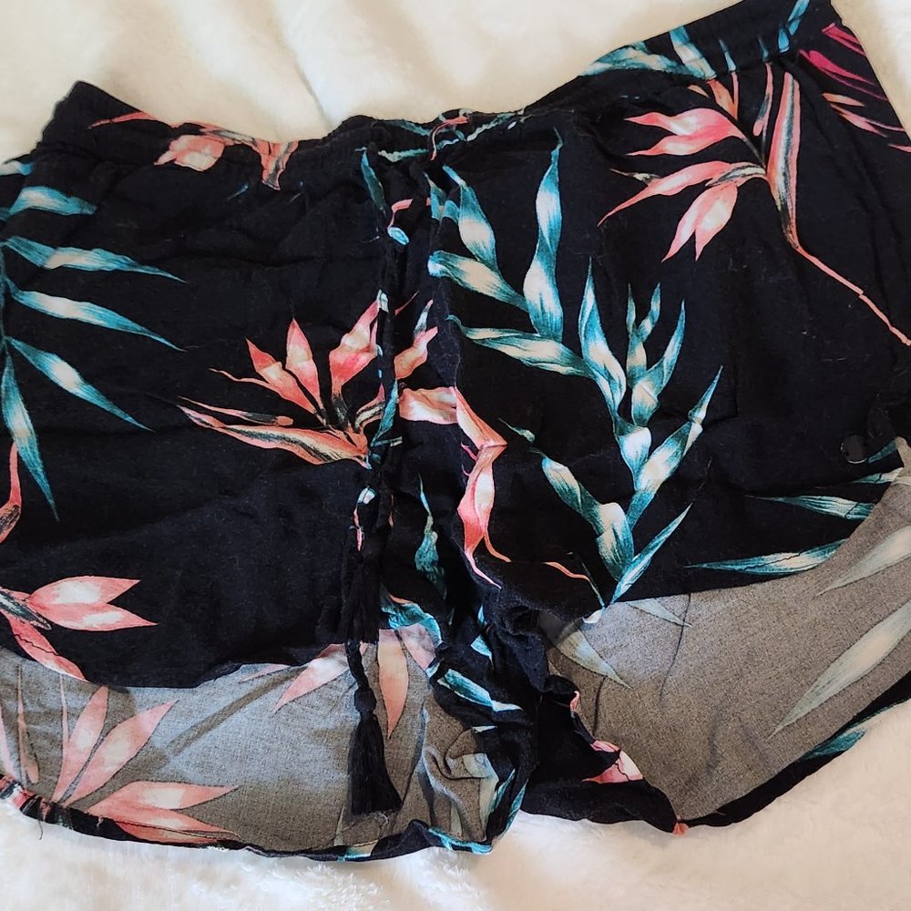 Roxy Shorts - Black
